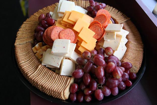 Cheese & Cracker Tray-Large